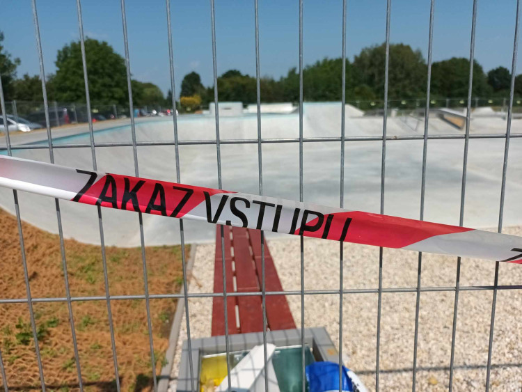 FOTOGALERIE: Moderní skatepark v Litovli je před dokončením