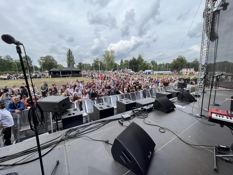 GALERIE: Otevření nového fotbalového stadionu v Hradci Králové