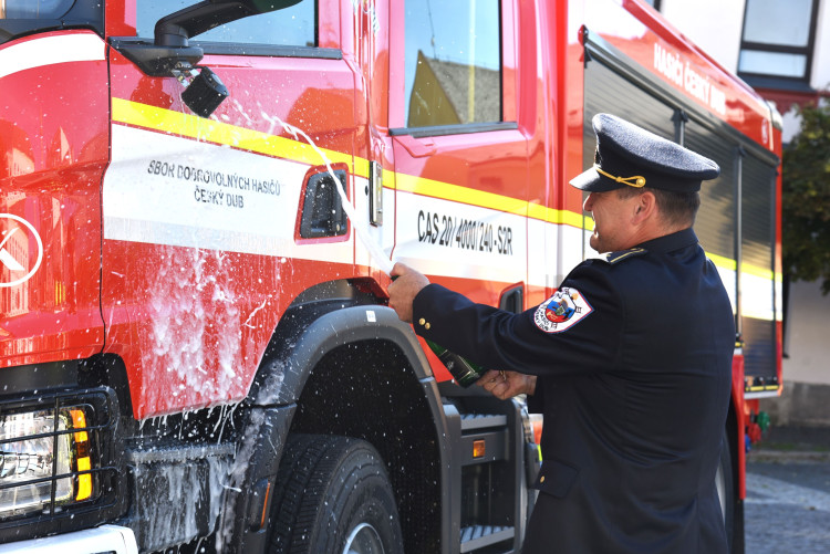 Zařazení nové cisterny SDH Český Dub