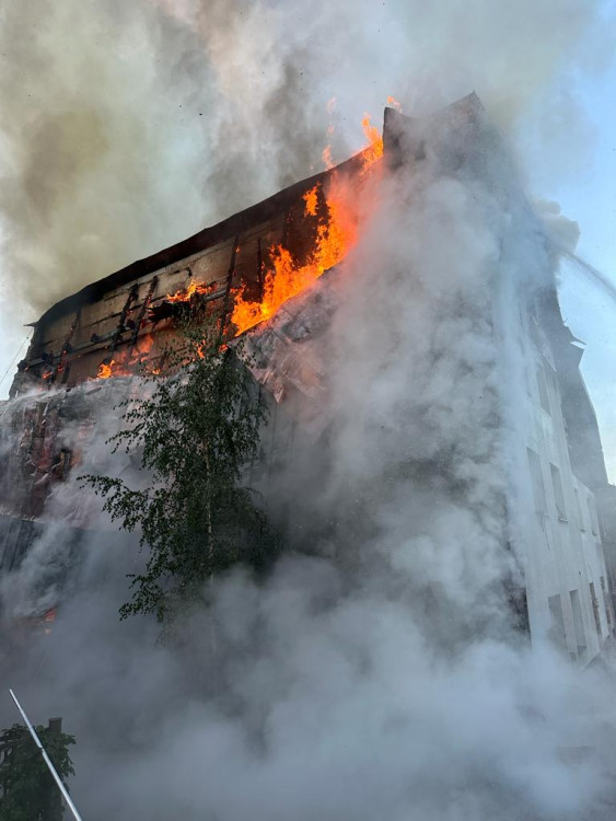 Požár rekonstruovaného penzionu v Tanvaldě