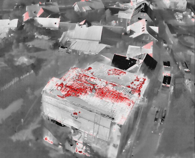 Požár rekonstruovaného penzionu v Tanvaldě