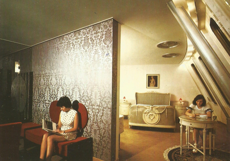 Hotel a vysílač Ještěd slaví 50 let od otevření