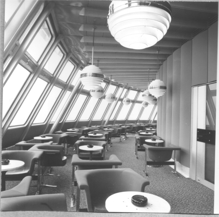 Hotel a vysílač Ještěd slaví 50 let od otevření