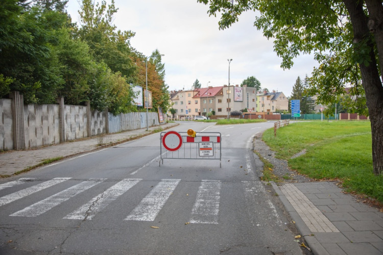 FOTOGALERIE: Začala šestitýdenní uzavírka páteřní silnice v Olomouci