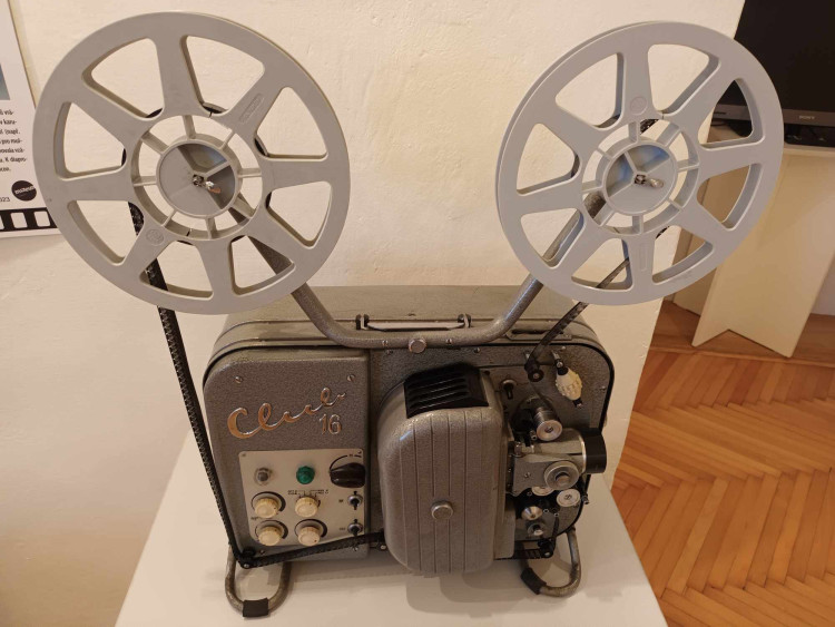 FOTOGALERIE: Devadesát let Meopty v přerovském muzeu