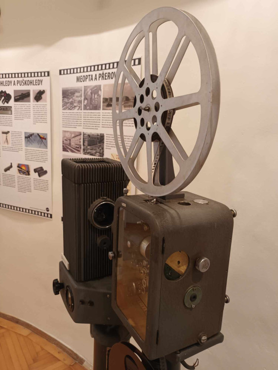 FOTOGALERIE: Devadesát let Meopty v přerovském muzeu