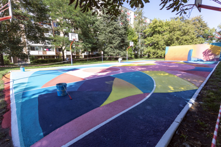 FOTOGALERIE: Street Art Festival oživil kotelny i hřiště na olomouckém sídlišti