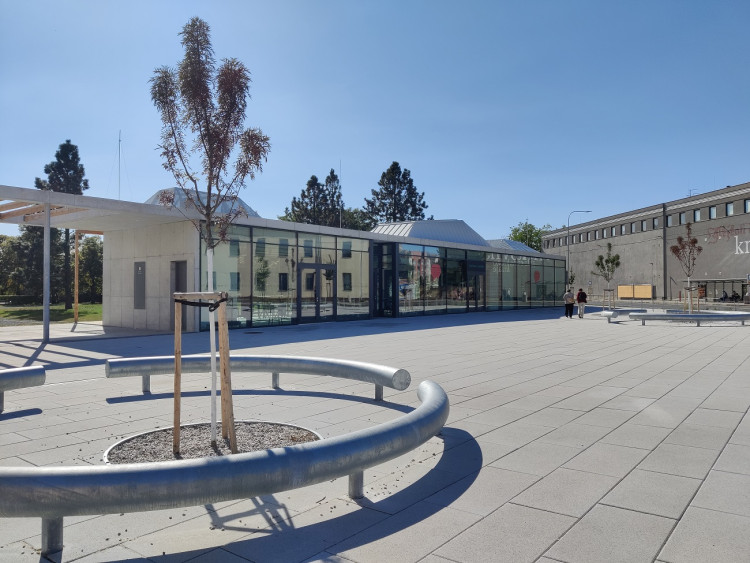 FOTOGALERIE: Brána do Borského parku je dokončena