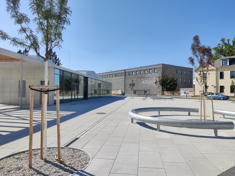 FOTOGALERIE: Brána do Borského parku je dokončena