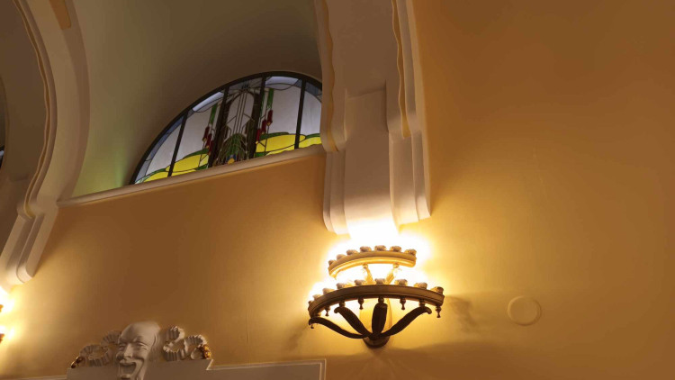 FOTOGALERIE: Obnovené vitráže proměnily prostějovský Národní dům