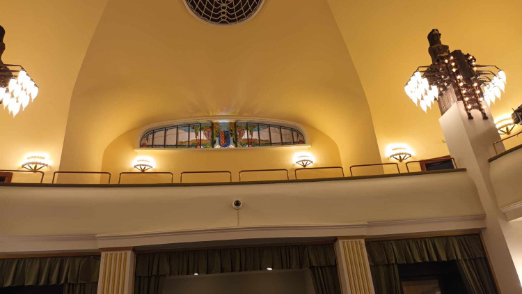 FOTOGALERIE: Obnovené vitráže proměnily prostějovský Národní dům