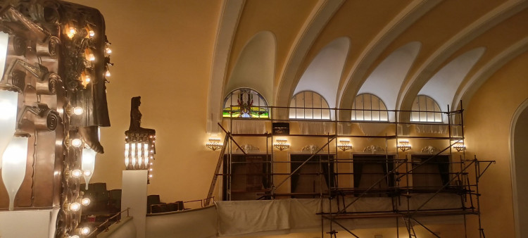 FOTOGALERIE: Obnovené vitráže proměnily prostějovský Národní dům