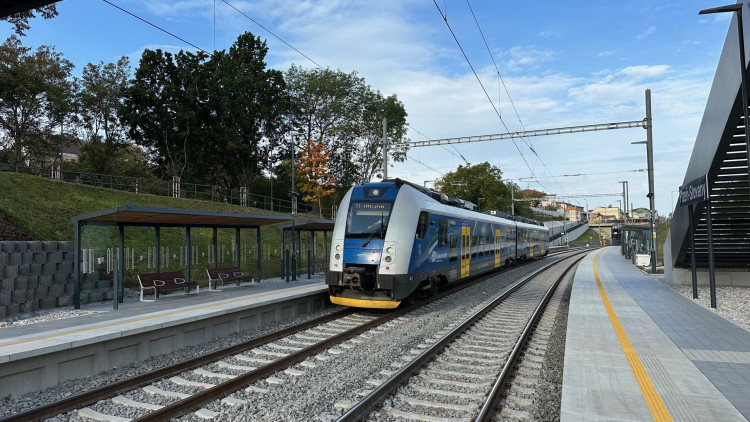 FOTOGALERIE: Nová železniční zastávka Plzeň- Slovany