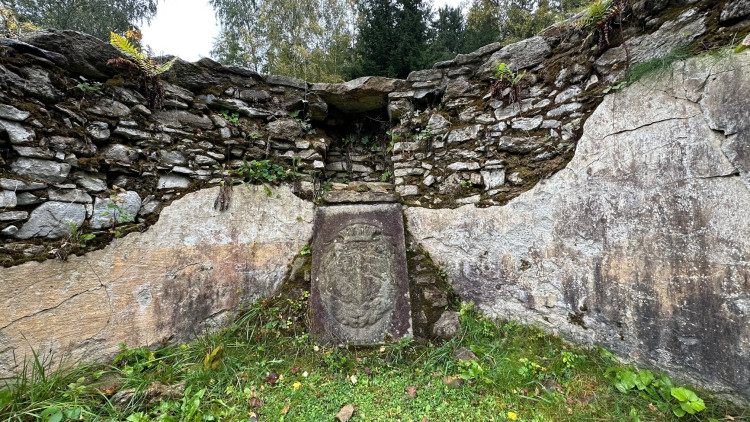 Základy kaple v Křížkově