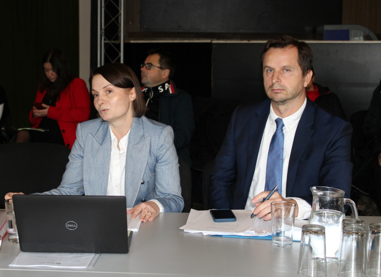 Veřejné projednání ohledně stanovení průzkumného území pro zvláštní zásahy do zemské kůry na lokalitě Hrádek