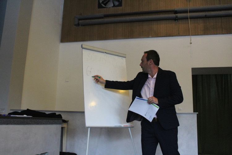 Veřejné projednání ohledně stanovení průzkumného území pro zvláštní zásahy do zemské kůry na lokalitě Hrádek