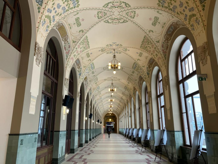 FOTOGALERIE: Nově otevřená zrekonstruovaná Fantova budova na hlavním nádraží