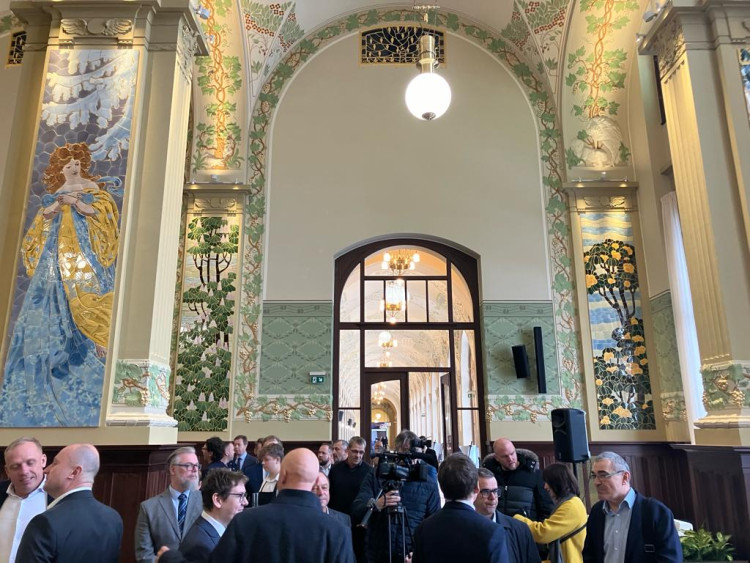 FOTOGALERIE: Nově otevřená zrekonstruovaná Fantova budova na hlavním nádraží