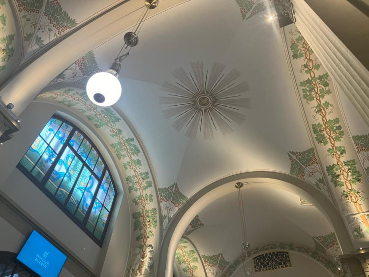 FOTOGALERIE: Nově otevřená zrekonstruovaná Fantova budova na hlavním nádraží