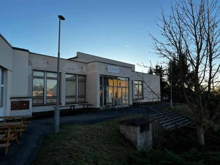 kulturní dům Červený Hrádek1