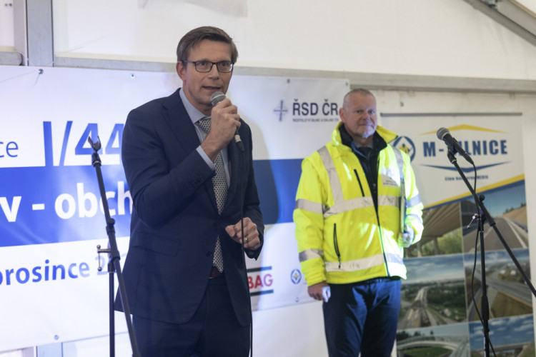 FOTOGALERIE: Obchvat Bludova za dva a půl miliardy korun je připraven pro motoristy