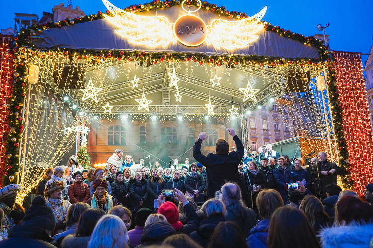 FOTOGALERIE: Prahou prošel tříkrálový průvod, nechyběli velbloudi