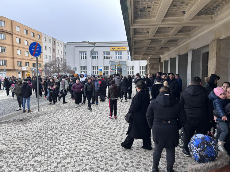 GALERIE: Pietní akt za zavražděného čtrnáctiletého chlapce