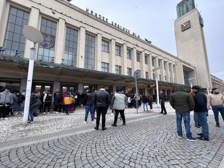 GALERIE: Pietní akt za zavražděného čtrnáctiletého chlapce