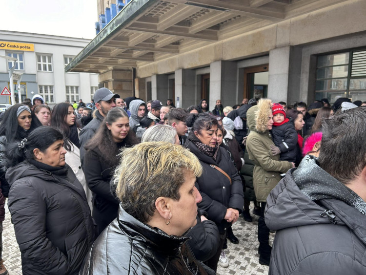 GALERIE: Pietní akt za zavražděného čtrnáctiletého chlapce