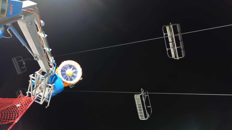 FOTOGALERIE: Večerní lyžování v Hrubé Vodě nabídlo prázdné sjezdovky