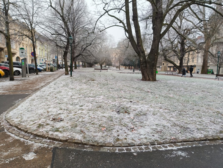 FOTOGALERIE: Plzeň zažila průmyslové sněžení