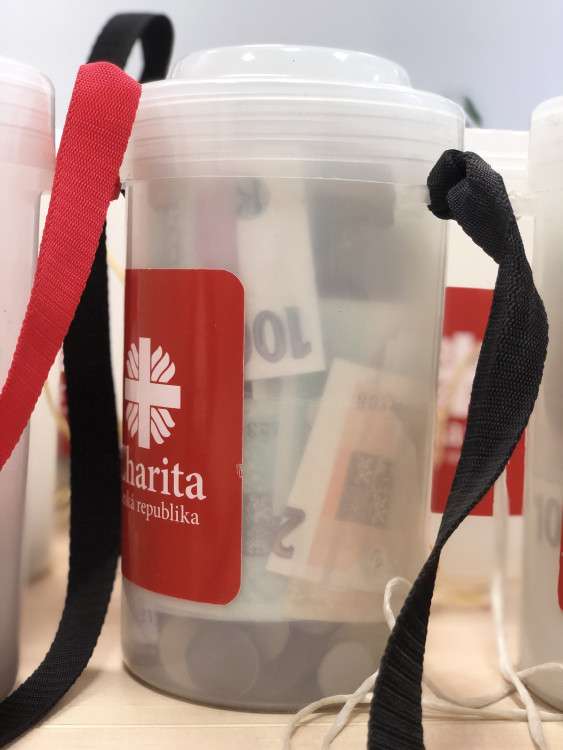 Sčítání výtěžku Tříkrálové sbírky 2024