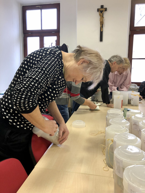 Sčítání výtěžku Tříkrálové sbírky 2024