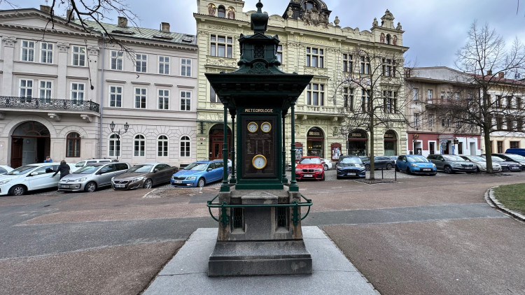 FOTOGALERIE: Meteokiosek v Kopeckého sadech