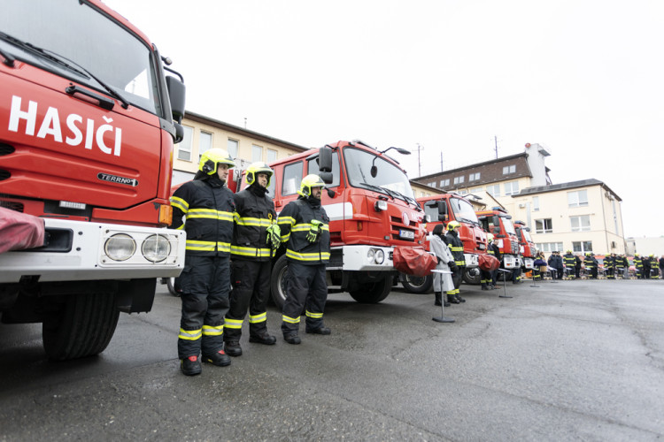 FOTOGALERIE: Hasiči z Olomouckého kraje získali lepší zázemí i techniku