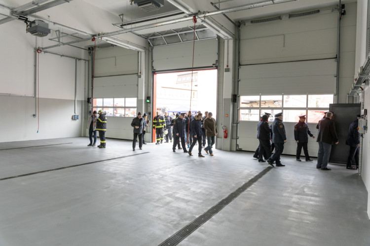 FOTOGALERIE: Hasiči z Olomouckého kraje získali lepší zázemí i techniku