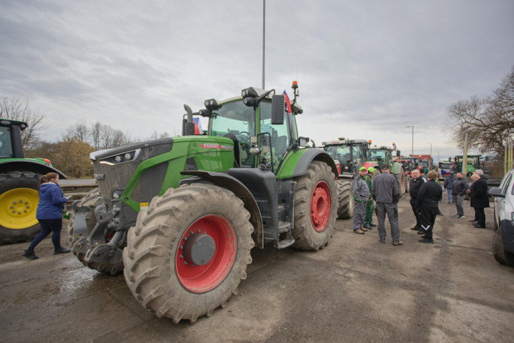 FOTOGALERIE: Do Olomouce vyrazily na protestní jízdu konvoje zemědělské techniky