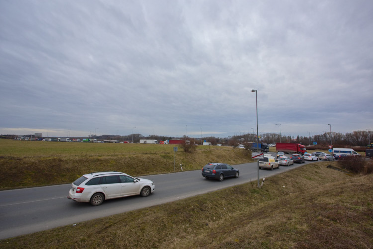 FOTOGALERIE: Do Olomouce vyrazily na protestní jízdu konvoje zemědělské techniky