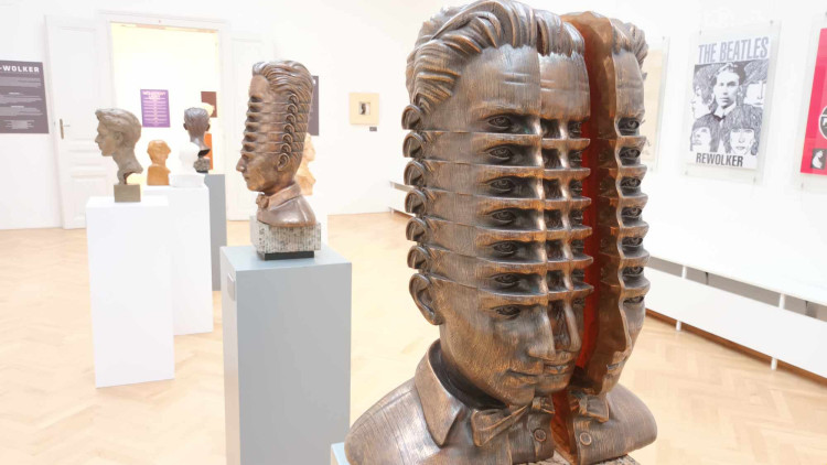 FOTOGALERIE: Jiří Re-Wolker, jeho lásky a umělá inteligence