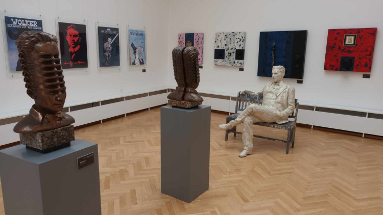 FOTOGALERIE: Jiří Re-Wolker, jeho lásky a umělá inteligence