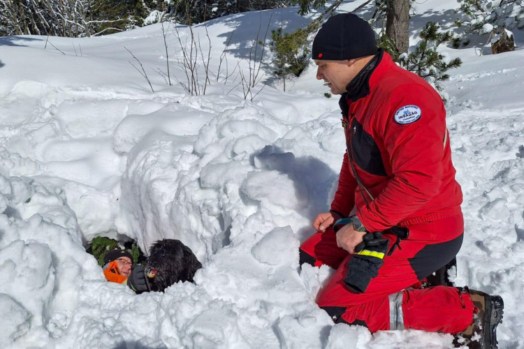 Cvičení kynologů hasičského záchranného sboru v Tatrách