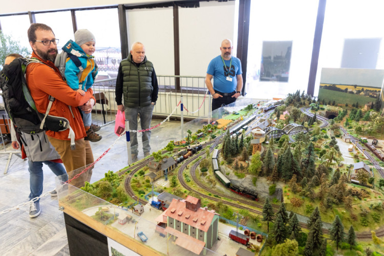 FOTOGALERIE: Výstava For Model láká malé i velké příznivce techniky, her či sběratelství