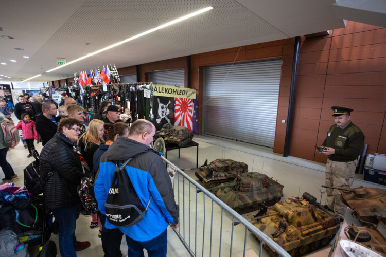 FOTOGALERIE: Výstava For Model láká malé i velké příznivce techniky, her či sběratelství