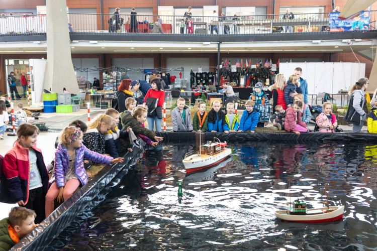 FOTOGALERIE: Výstava For Model láká malé i velké příznivce techniky, her či sběratelství