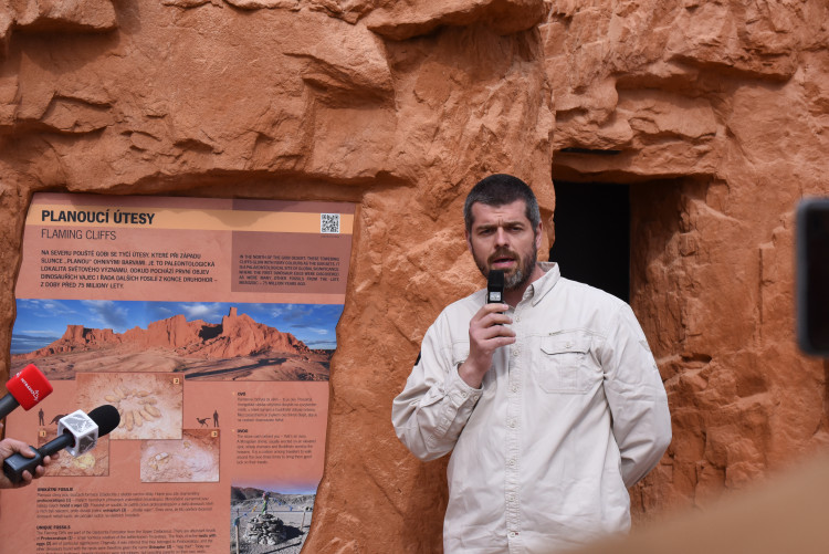 FOTOGALERIE: Nová expozice Gobi v Pražské zoo, aneb návrat "převaláků"