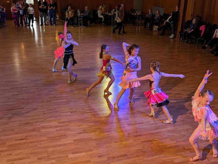 Taneční soutěž v libereckém Koloseu