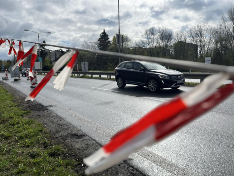 GALERIE: Dopravní omezení při přestavbě hradecké Milety