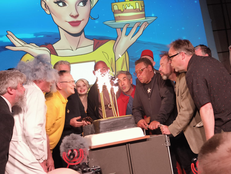 FOTOGALERIE: Zaklínač, Joker i Wednesday. Podívejte se na kostýmy z Comic-Conu