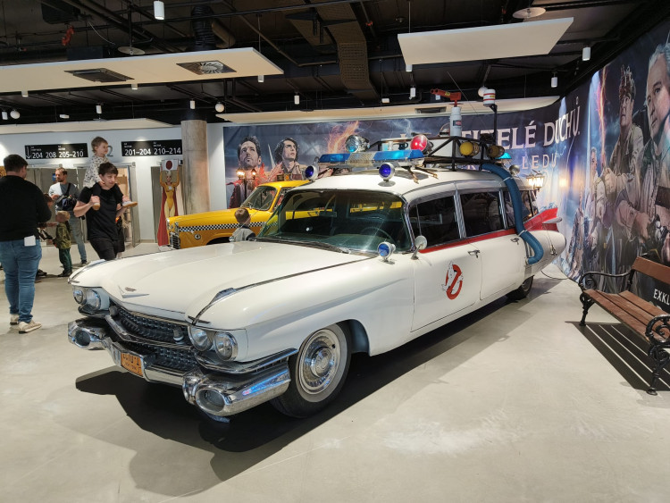 FOTOGALERIE: Zaklínač, Joker i Wednesday. Podívejte se na kostýmy z Comic-Conu