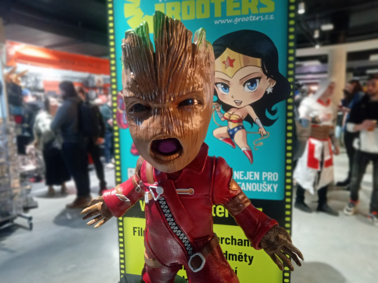 FOTOGALERIE: Zaklínač, Joker i Wednesday. Podívejte se na kostýmy z Comic-Conu